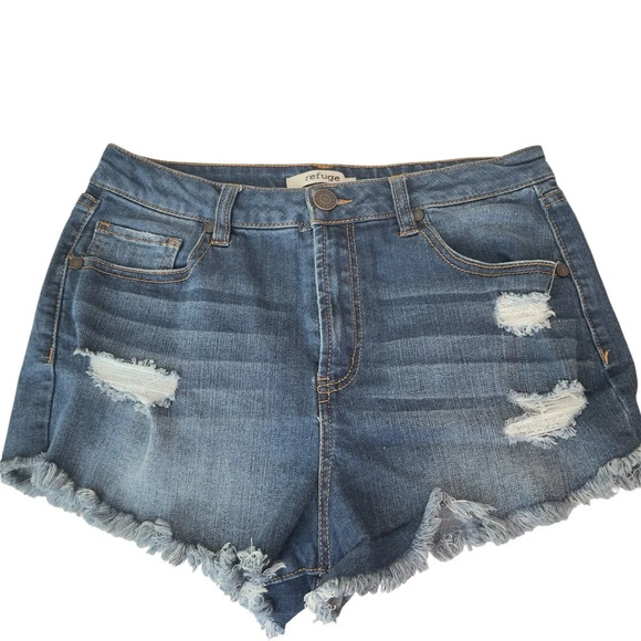 refuge Pants - Denim Blue shorts with front and back pockets
